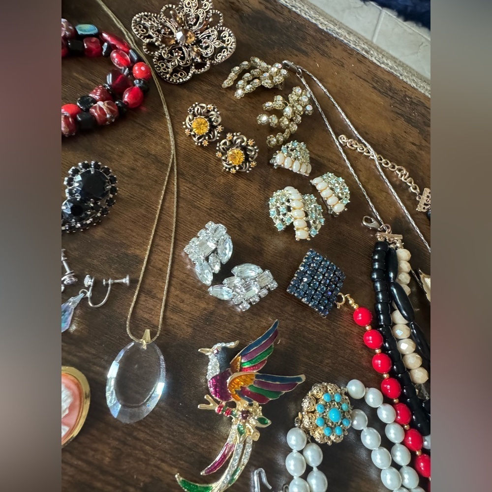 Vintage to Now Rhinestone Jewlery Lot Some Signed Czecho Trifari Coro Musi Sara - Picture 5 of 16